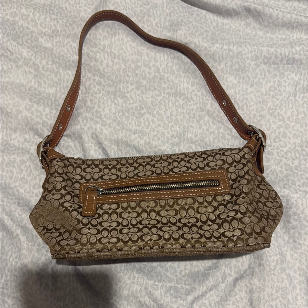 Brown Leather Shoulder Bag Classic Design